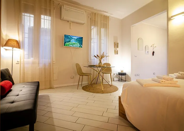 아파트 Castiglione Suite, Elegante E Silenzioso *